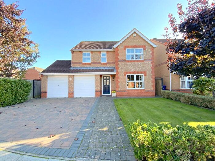 4 Bedroom Detached House For Sale In Wallis Court, Grimsby, DN33