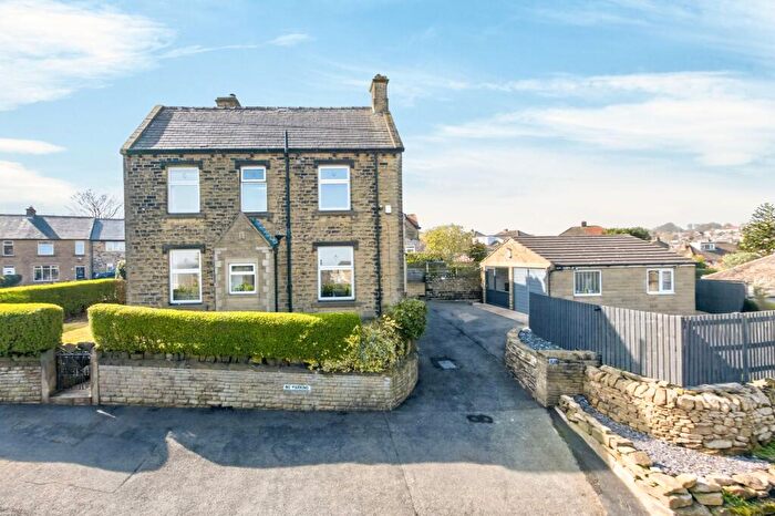 3 Bedroom Semi-Detached House For Sale In Delph Lane, Delph Lane, HD4