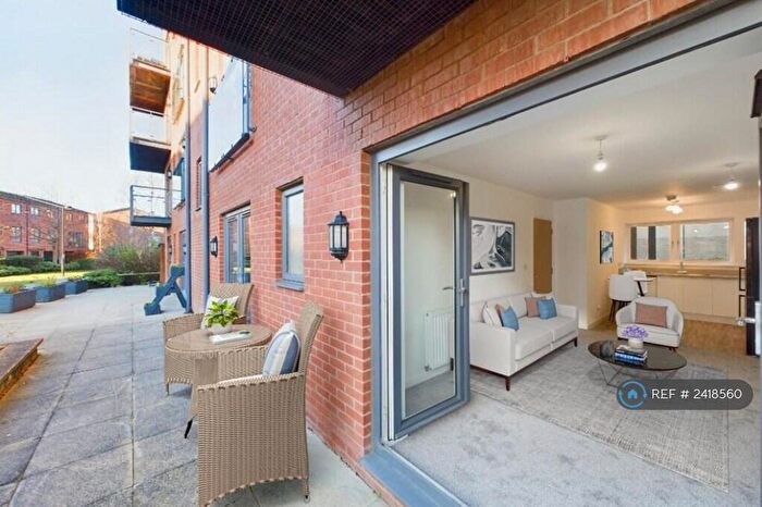 2 Bedroom Flat To Rent In Aire Quay, Hunslet, Leeds, LS10