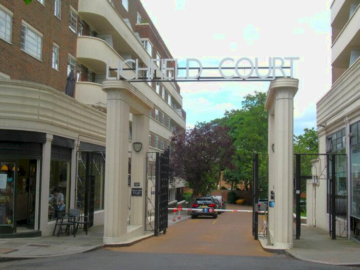 Studio To Rent In Lichfield Court, Sheen Road, Richmond, TW9