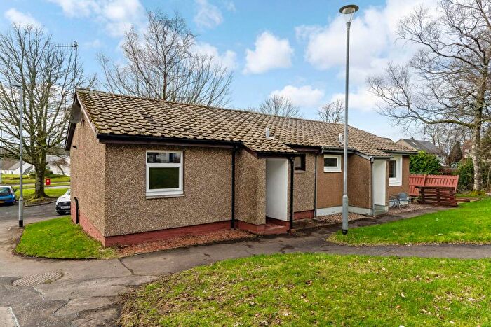 1 Bedroom Semi-Detached House To Rent In Finlaystone Place, Kilmacolm, PA13