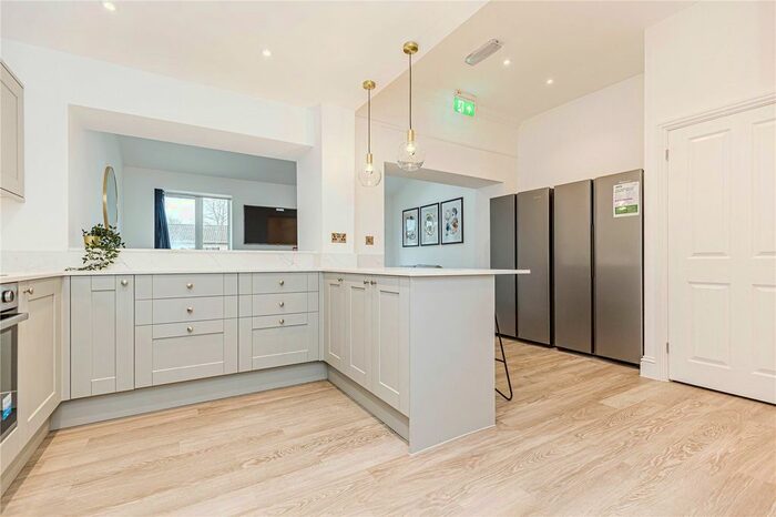 6 Bedroom Detached House To Rent In Filton Avenue, Horfield, Bristol, BS7