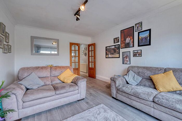 2 Bedroom Terraced House For Sale In Ednall Lane, Central Bromsgrove, Bromsgrove, B60