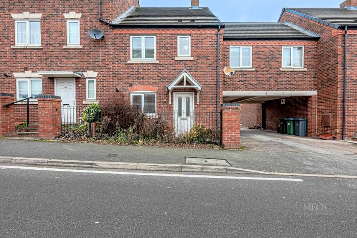 3 Bedroom Semi-Detached House To Rent In Kinsey Road, Smethwick, B66