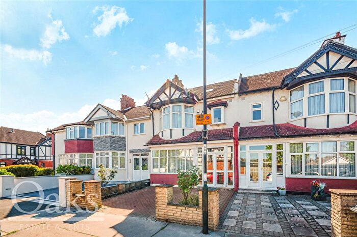 4 Bedroom Terraced House For Sale In Ardfern Avenue, Norbury, SW16