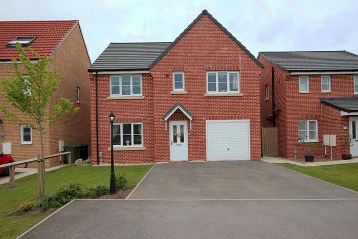 5 Bedroom Detached House For Sale In Fairway Drive, Humberston, DN36