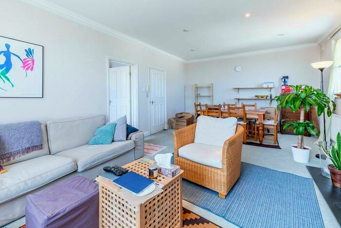 2 Bedroom Flat To Rent In Ferme Park Road, Crouch End, N8