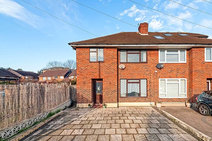 3 Bedroom Semi Detached House For Sale In Beck Lane, BR3