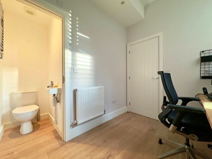 1 Bedroom Apartment For Sale In Newbury Street, Wantage, OX12