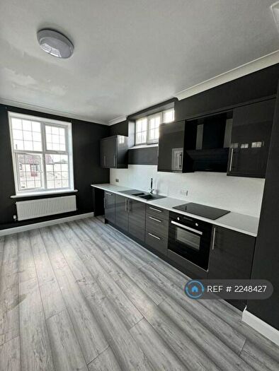 4 Bedroom Maisonette To Rent In London Road, Leigh-On-Sea, SS9