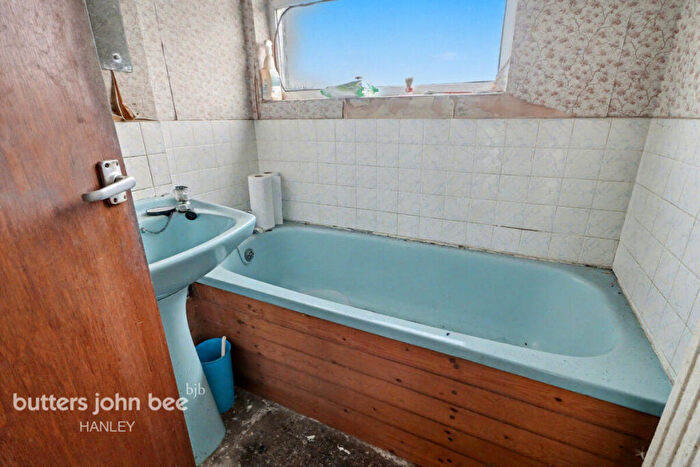 4 Bedroom Detached House For Sale In Beggars Lane, Leek, ST13