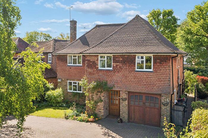 5 Bedroom House For Sale In Crispin Way, Farnham Common, SL2