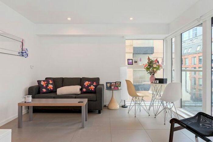 1 Bedroom Flat To Rent In Dance Square, Central Street, Clerkenwell, London, EC1V