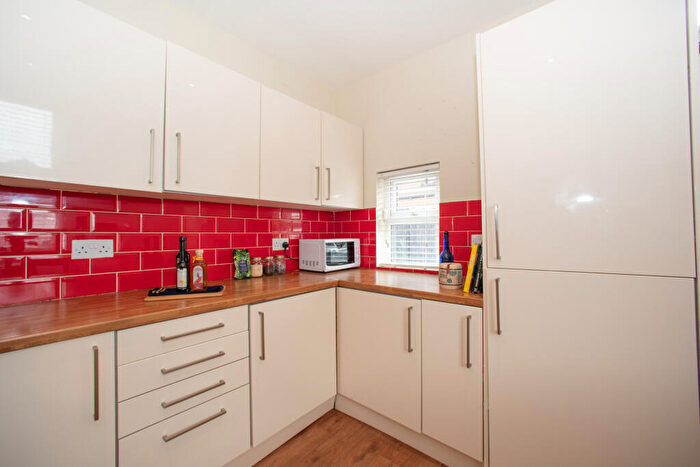 4 Bedroom Terraced House To Rent In Canterbury Drive, Headingley, Leeds, LS6