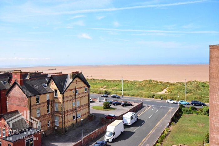 2 Bedroom Flat For Sale In North Promenade, St. Annes, Lytham St. Annes, FY8