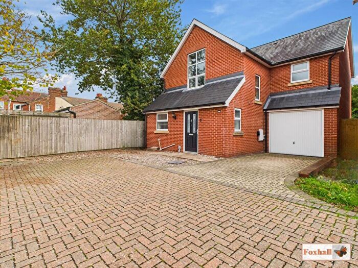 4 Bedroom Detached House For Sale In The Pippins, Ipswich, IP3