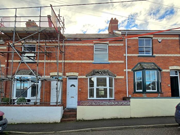 3 Bedroom Terraced House For Sale In North View Avenue, Bideford, EX39
