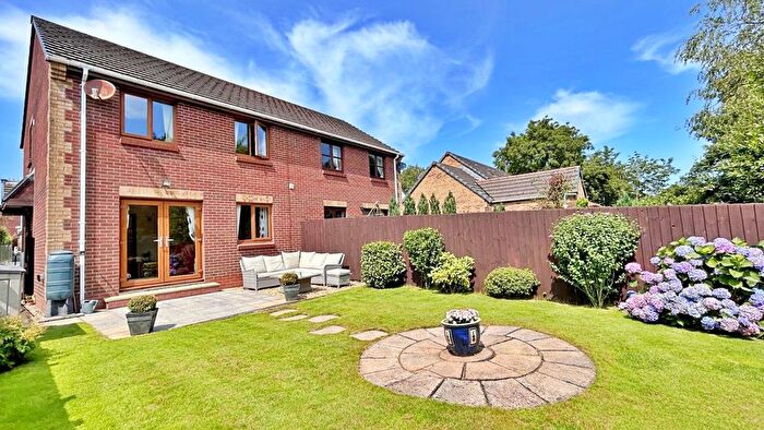 3 Bedroom Semi-Detached House For Sale In Fair Oakes, Haverfordwest, SA61