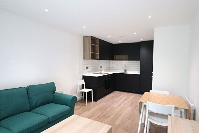 1 Bedroom Flat To Rent In Farington House, London, NW9