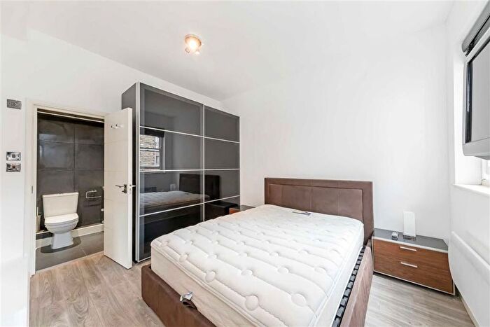 2 Bedroom Flat To Rent In Cleveland Street, Fitzrovia Amp; Covent Garden, W1T