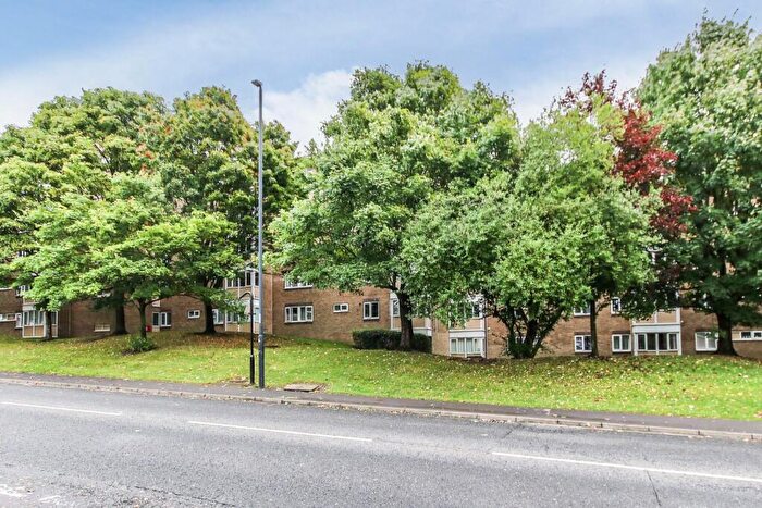 2 Bedroom Apartment For Sale In Hadrian Court, Killingworth, NE12