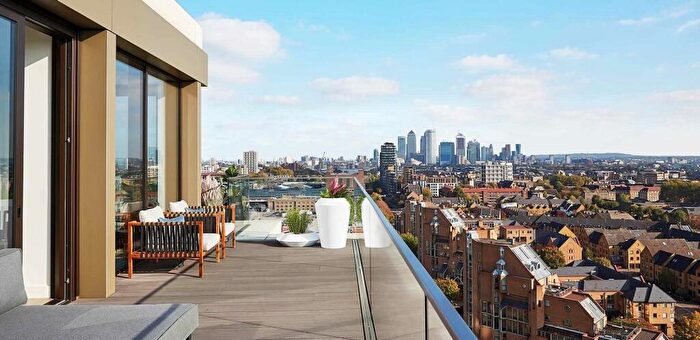 Studio For Sale In Saffron Wharf, London, E1W
