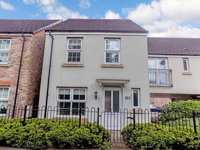 3 Bedroom House To Rent In Llwyn Helyg, Bryncoch, Neath, SA10
