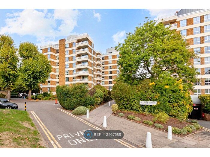 2 Bedroom Flat To Rent In March Court, London, SW15