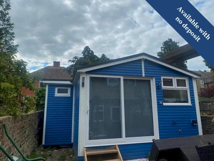 Studio To Rent In South Eastern Road, Ramsgate, CT11