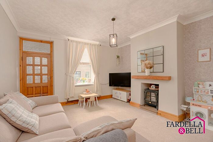 2 Bedroom Terraced House For Sale In Burnley Road, Cliviger, BB10