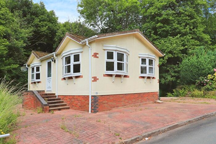 2 Bedroom Park Home For Sale In Dippers Bank, Cleobury Mortimer, Kidderminster, DY14