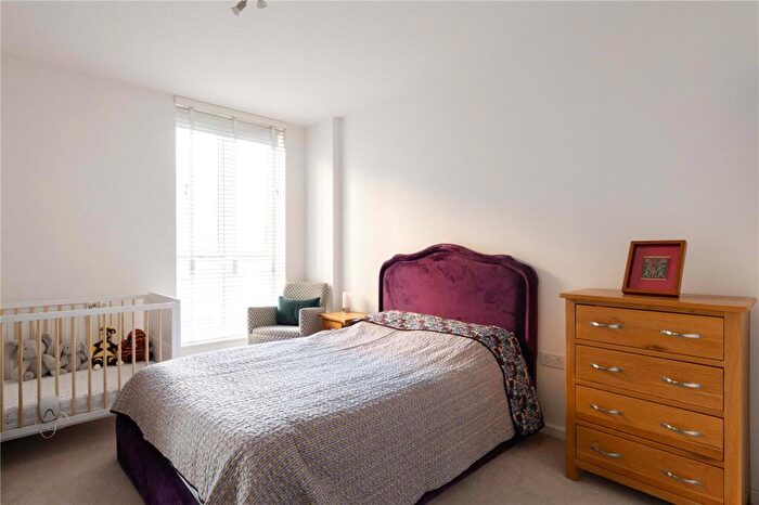 2 Bedroom Apartment For Sale In Nellie Cressall Way, Bow, London, E3