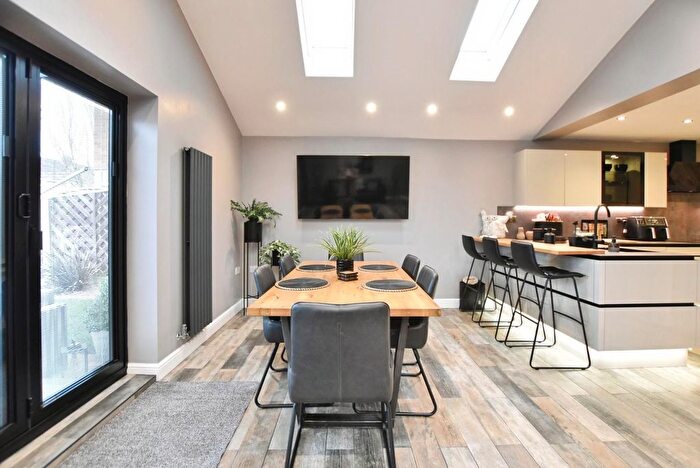 4 Bedroom Detached House For Sale In Cambridge Avenue, Scunthorpe, DN16