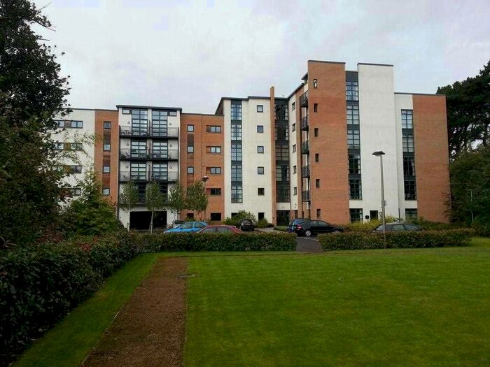 2 Bedroom Flat To Rent In Altrincham Road, Wythenshawe, Manchester M22