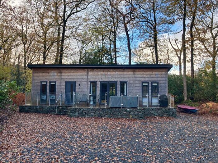 3 Bedroom Park Home For Sale In Buck Yeats Lodge Park, Newby Bridge, LA12