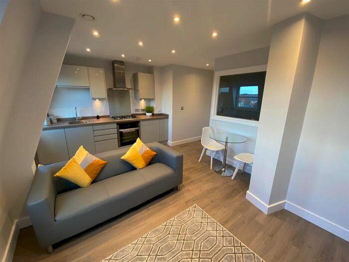 1 Bedroom Flat To Rent In Crouch Street, Colchester, CO3