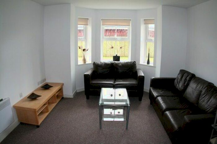 2 Bedroom Flat To Rent In Ashfield Gardens, Warrington, WA4