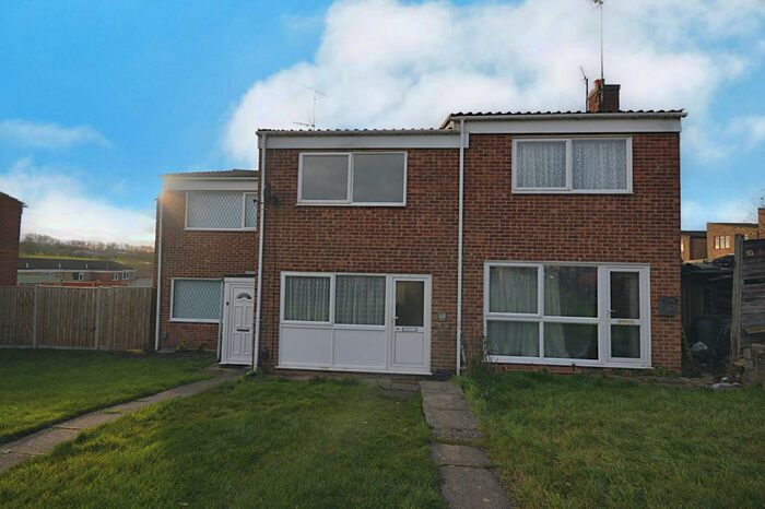 2 Bedroom Property To Rent In Valley Rise, Desborough, Kettering NN14