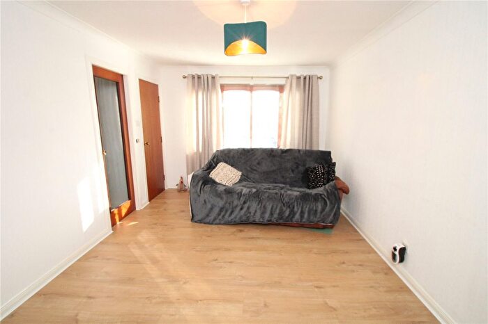 2 Bedroom Bungalow For Sale In Alexander Street, Dysart, Kirkcaldy, Fife, KY1