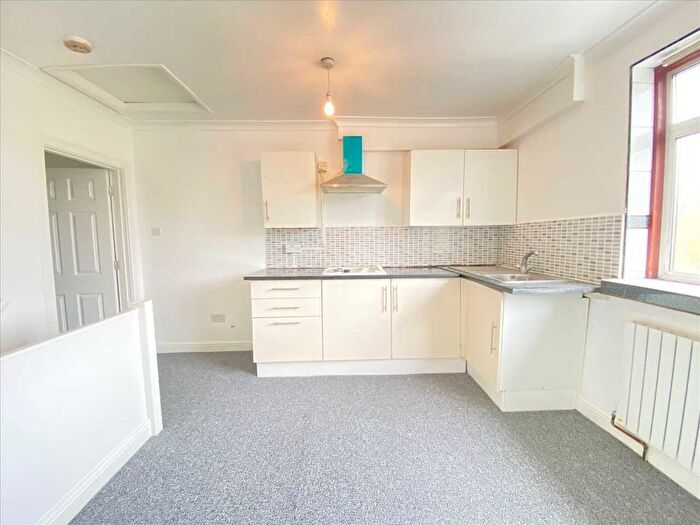 1 Bedroom Flat To Rent In Rostrevor Gardens, Hayes, UB3