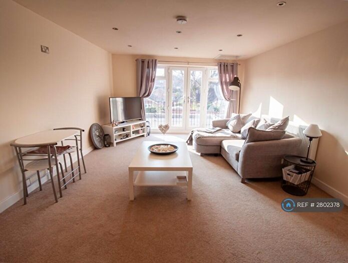 2 Bedroom Flat To Rent In Enville Road, Kinver, Stourbridge, DY7