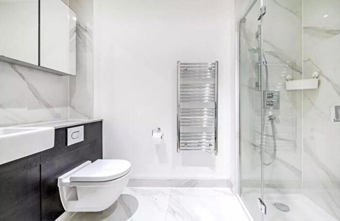 1 Bedroom Apartment To Rent In Emerson Court, Kings Cross Quarter, N1