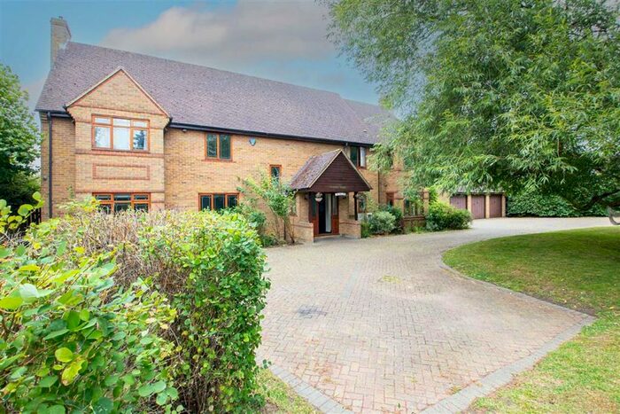 6 Bedroom Detached House To Rent In Fortescue Drive, Shenley Church End, Milton Keynes, Bucks, MK5