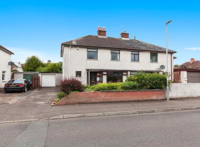 3 Bedroom Semi-Detached House For Sale In Knockfergus Park, Carrickfergus, BT38