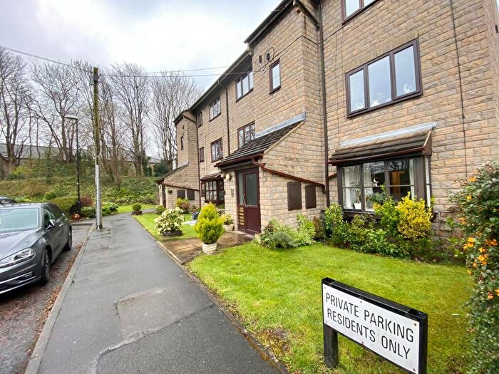 1 Bedroom Apartment To Rent In Kerry Garth, Horsforth, Leeds, LS18