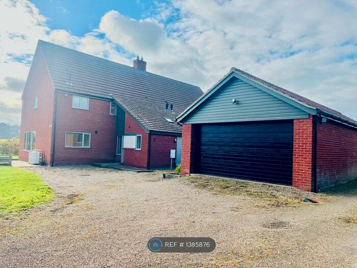 3 Bedroom Semi-Detached House To Rent In Field Road, Ringland, Norwich, NR8