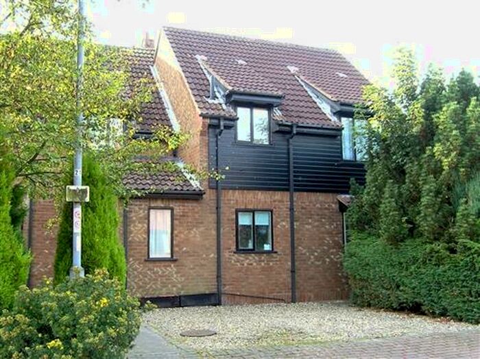 1 Bedroom Flat To Rent In All Hallows Road, East Yorkshire, HU17