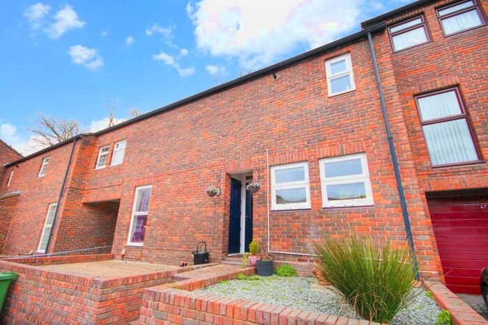 3 Bedroom Terraced House To Rent In Jevington, Bracknell, RG12