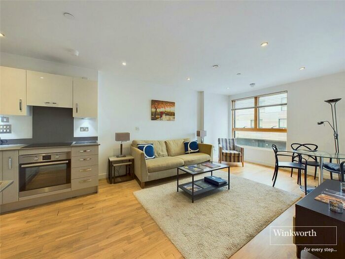 1 Bedroom Apartment To Rent In Hewitt, Alfred Street, Reading, Berkshire, RG1