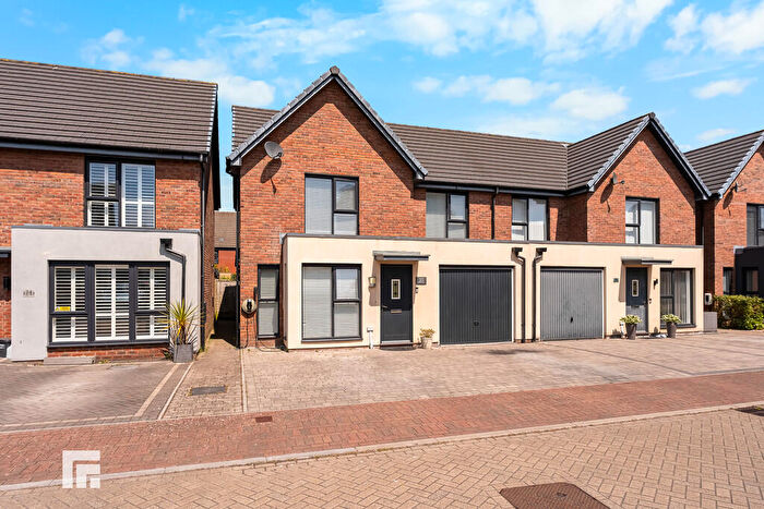 3 Bedroom Semi-Detached House For Sale In Baruc Way, Barry, CF62